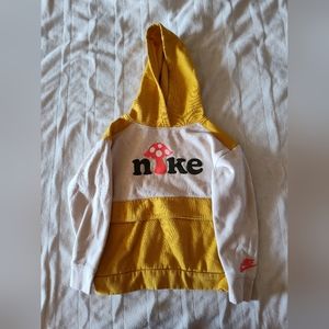 Kids Nike sweater